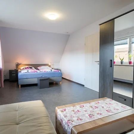 Ehem. Gesundheitsamt 아파트 *